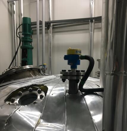 Application of Tuning Fork Liquid Level Switches in White Oil Storage Tanks