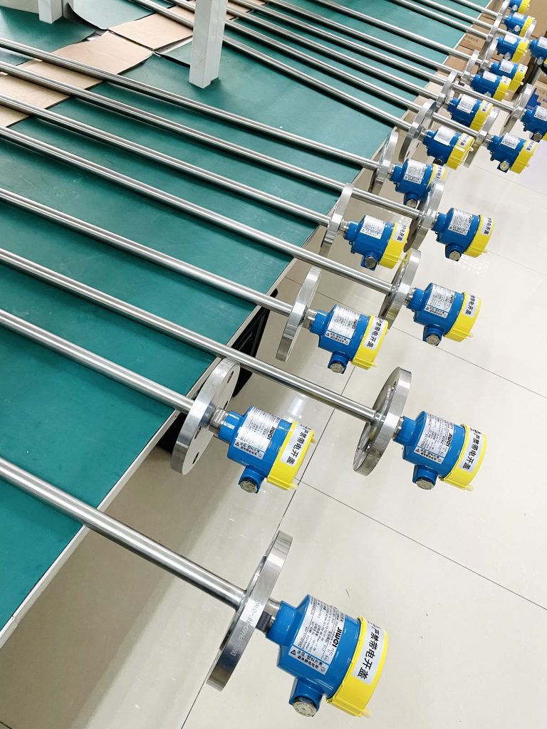 SIL2/3 Certified Tuning Fork Liquid Level Switches used in Pharmaceutical Industry