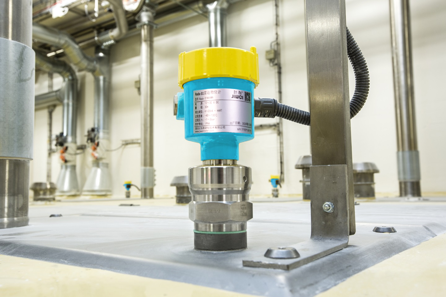 5 Reasons Continuous Level Measurement Sensors Improve Industrial ...