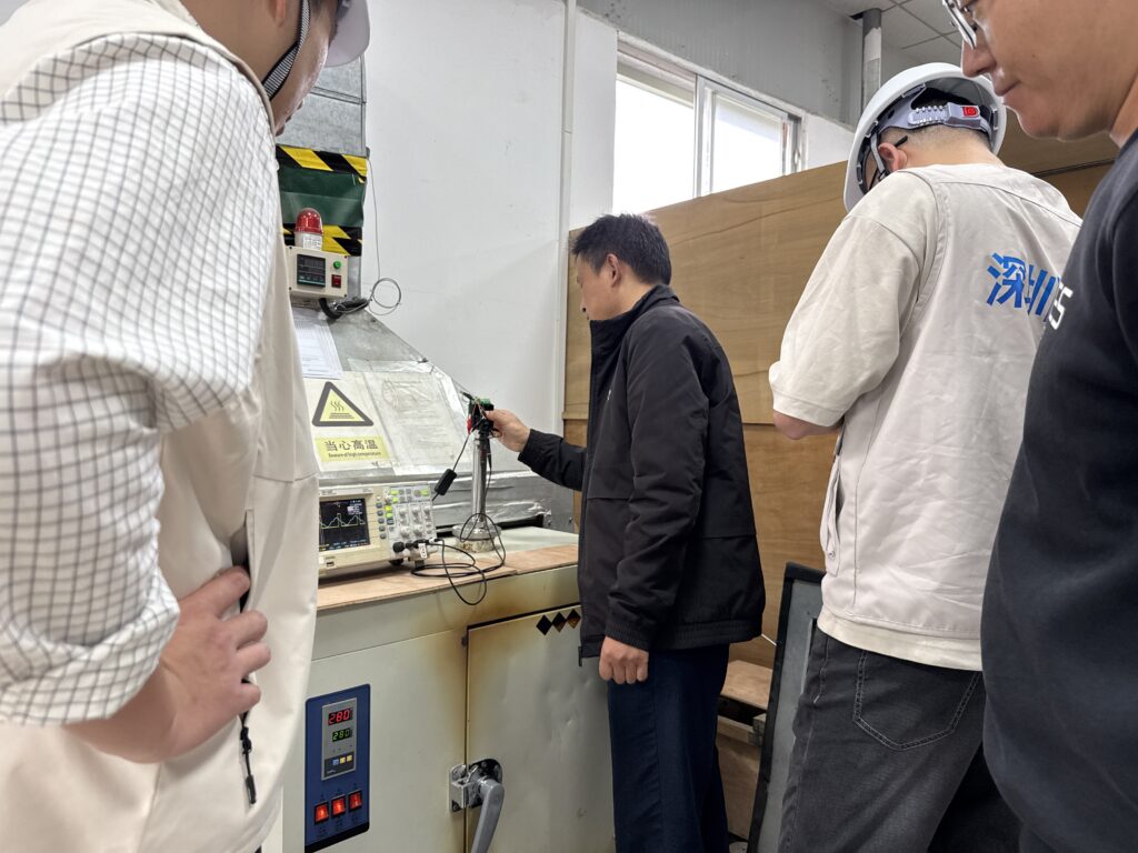 Client witness proves excellence in 280°C extreme test Jiwei Vibrating Fork Level Switch: Setting a New 280°C Standard for Industrial Measurement