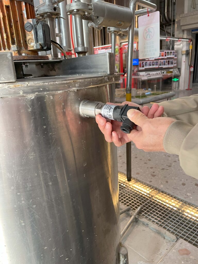 Smart Level Measurement Solutions for Beer Brewing: Jiwei’s Radar and Tuning Fork Technologies