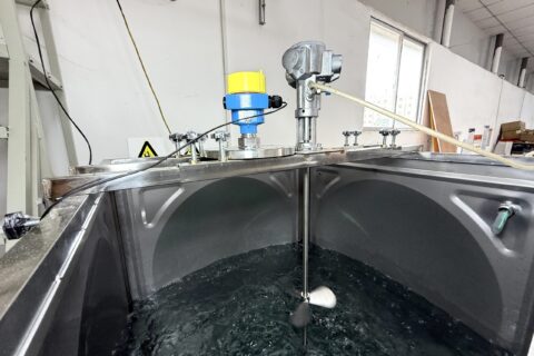 Acid Slurry Tanks: Jiwei Radar for Accurate Acid Level Control