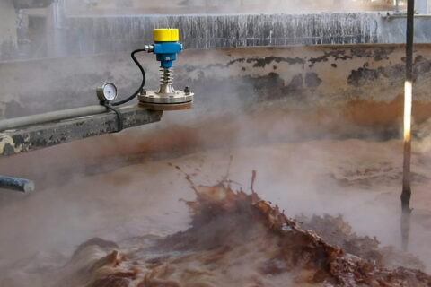 Jiwei® 80GHz Radar Level Meter: High-Precision Measurement in Steam, Foam, and Dust Conditions