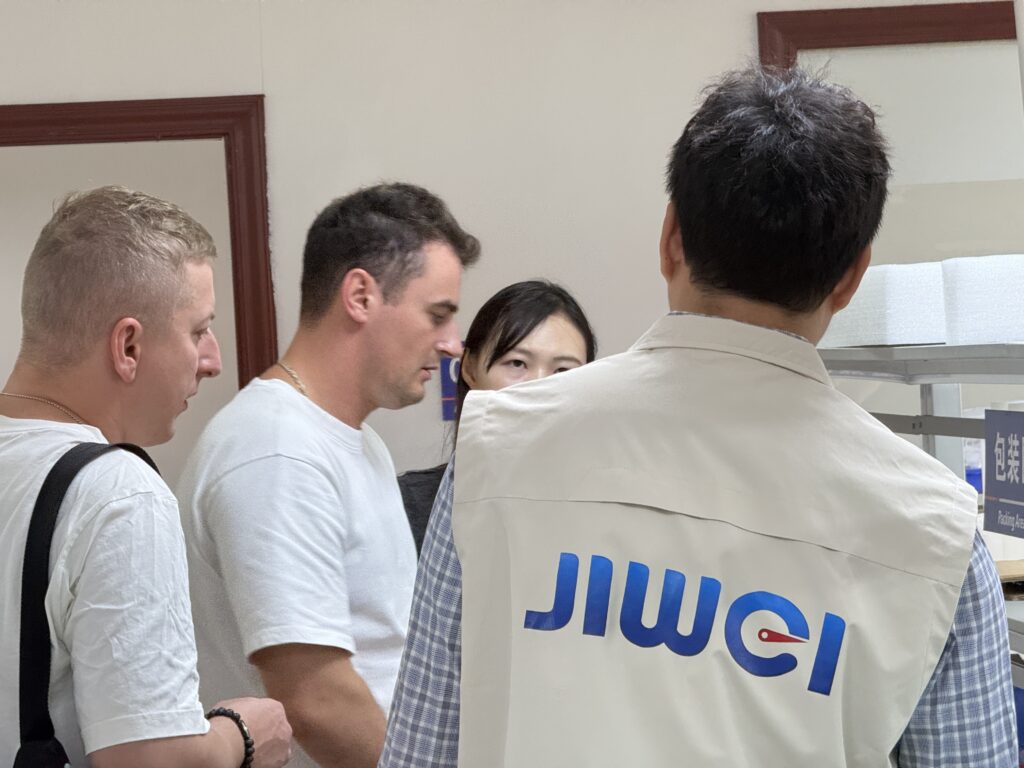 Global Clients Visit Jiwei Automations, Driving Deeper Cooperation