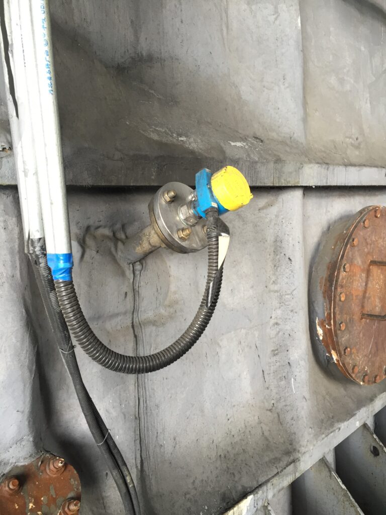 **On-Site Installation and Testing Prove Tube-11’s Reliability in Harsh Dusty Environments** Enhancing Biomass Process Stability with Tube-11 Level Switch