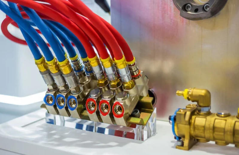 How to Choose Hydraulic Hoses: Selection, Installation, and Maintenance Guide