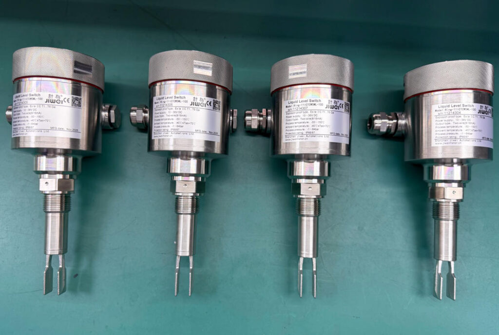 Jiwei Stainless-Steel Vibrating Fork Switch Jiwei Stainless-Steel Vibrating Fork Level Switches Ensure Stable Ballast Tank Monitoring in the Persian Gulf