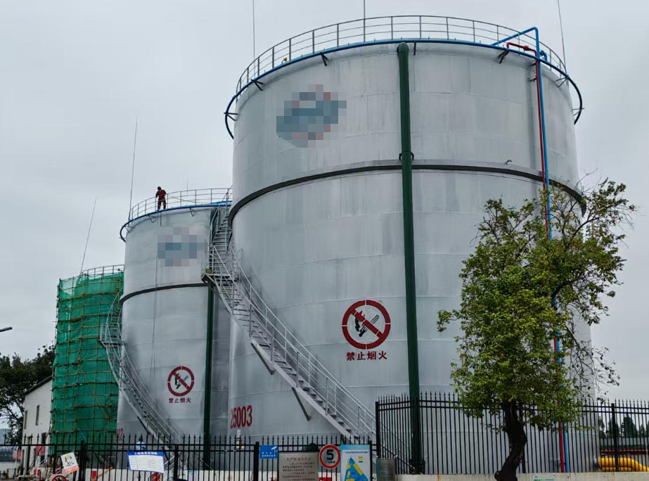 Challenges of Level Measurement in Complex Ship and Port Sewage Tanks