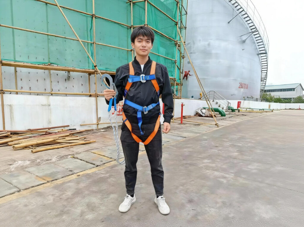 Challenges of Level Measurement in Complex Ship and Port Sewage Tanks