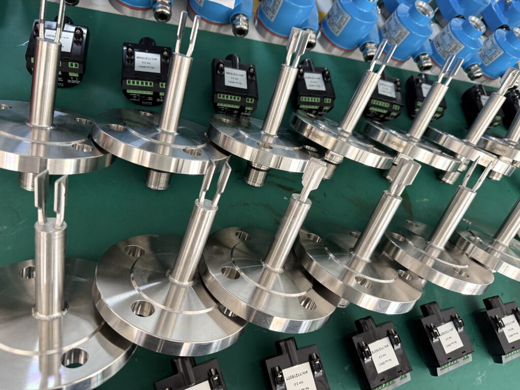 Gas-Tight Leadthrough Tuning Fork Level Switch: Safety Design and Engineering Value