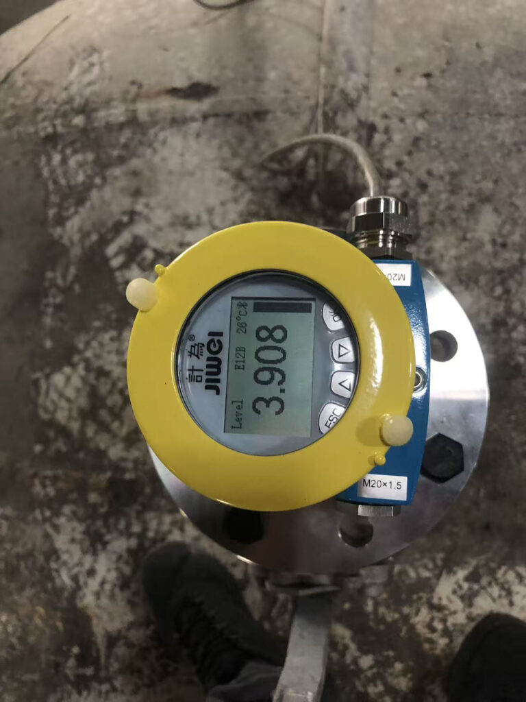 Waste Tire Pyrolysis Oil Storage Tank Level Measurement Application of JWrada® Radar Level Transmitters