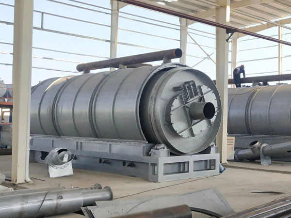 Waste Tire Pyrolysis Oil Storage Tank Level Measurement Application of JWrada® Radar Level Transmitters