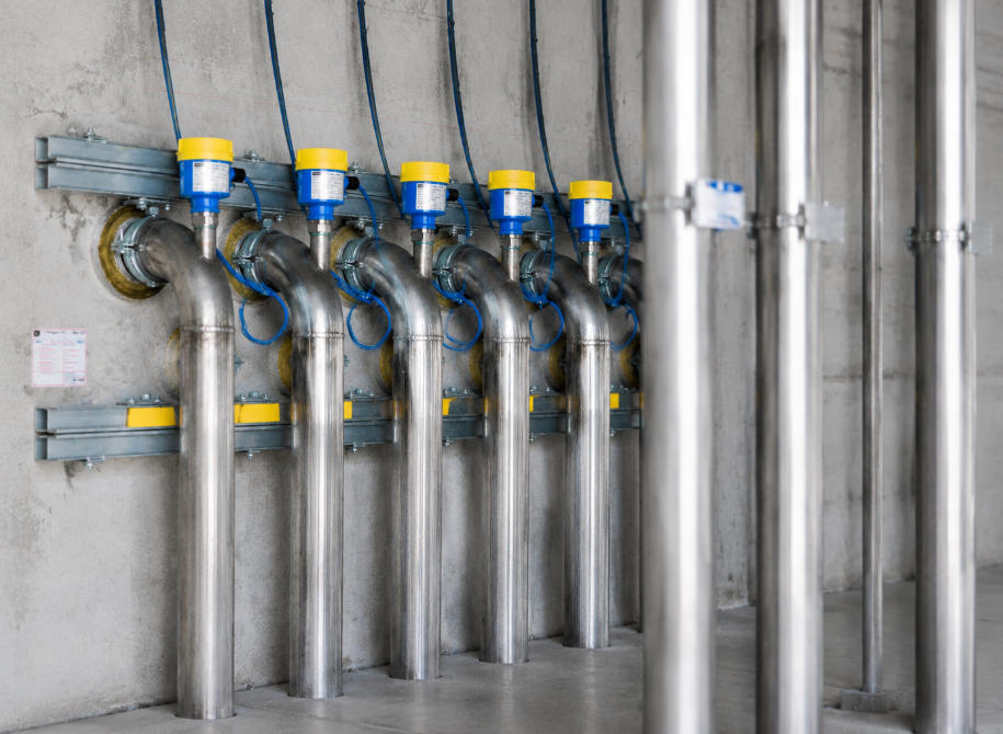 Ring-11 Liquid Level Switch Operates Reliably in High-Temperature Environments, Monitoring Steam Boilers, Reactors, and High-Temperature Pipelines Jiwei Ring-11 Liquid Level Switch: Intelligent and Safe Point Level Detection Solution