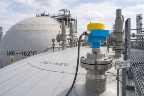 Successful Application of Ring-11 Tuning Fork Level Switch in LNG Spherical Tank Level Measurement