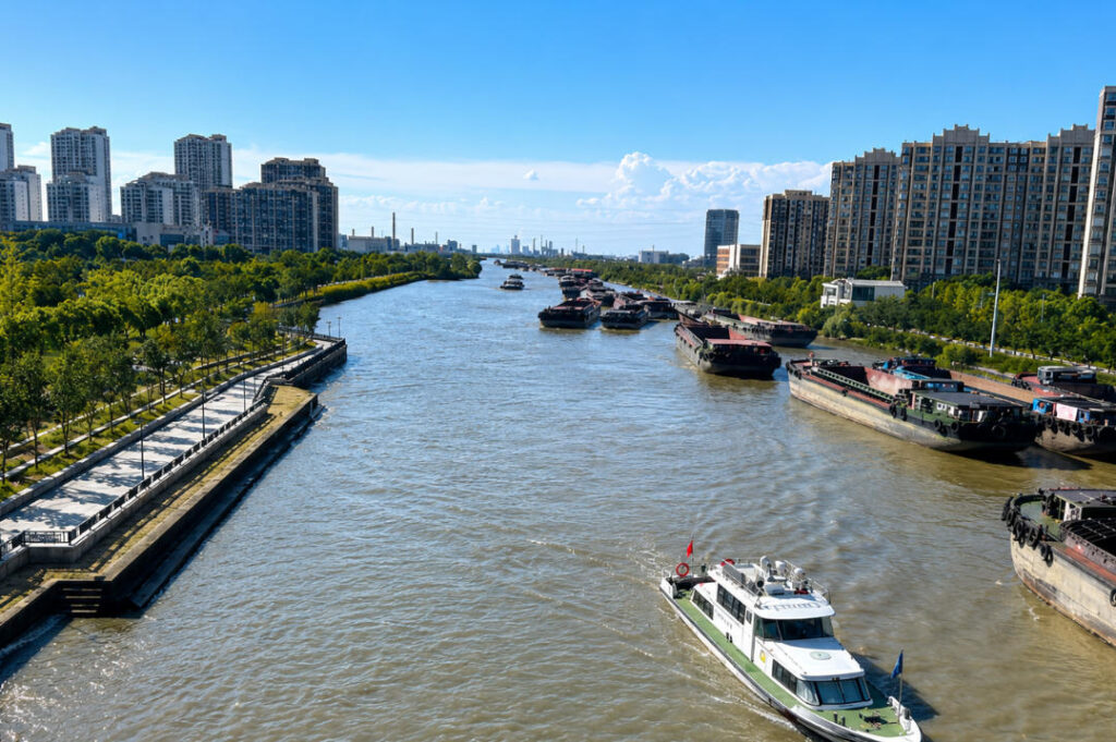 Jiwei Deploys 207 JWrada®-21 Radar Level Meters for Intelligent Waterway Monitoring in Jiangsu Province