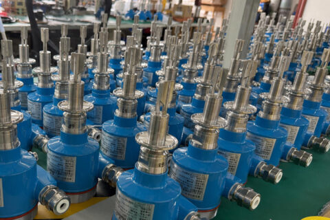Can Vibrating Level Switches Be Used in Vibrating Environments?