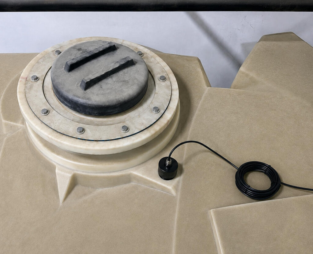 Application of JWrada® MINI 80GHz Radar Level Transmitter in Small Sealed Storage Tanks