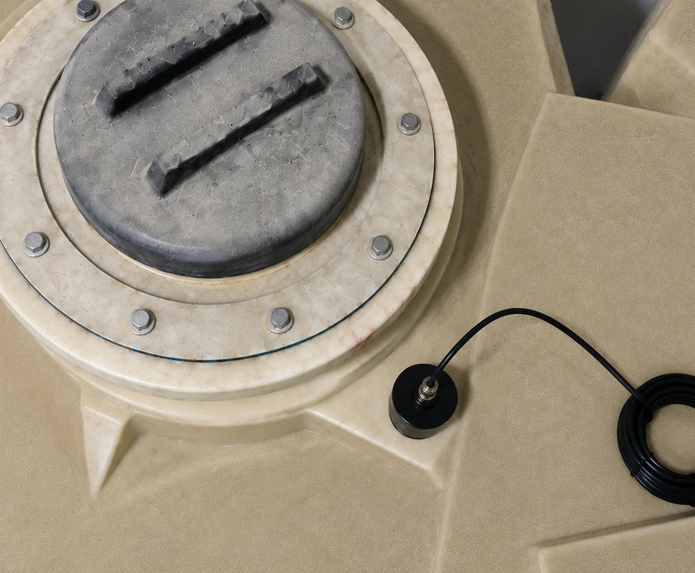 Application of JWrada® MINI 80GHz Radar Level Transmitter in Small Sealed Storage Tanks